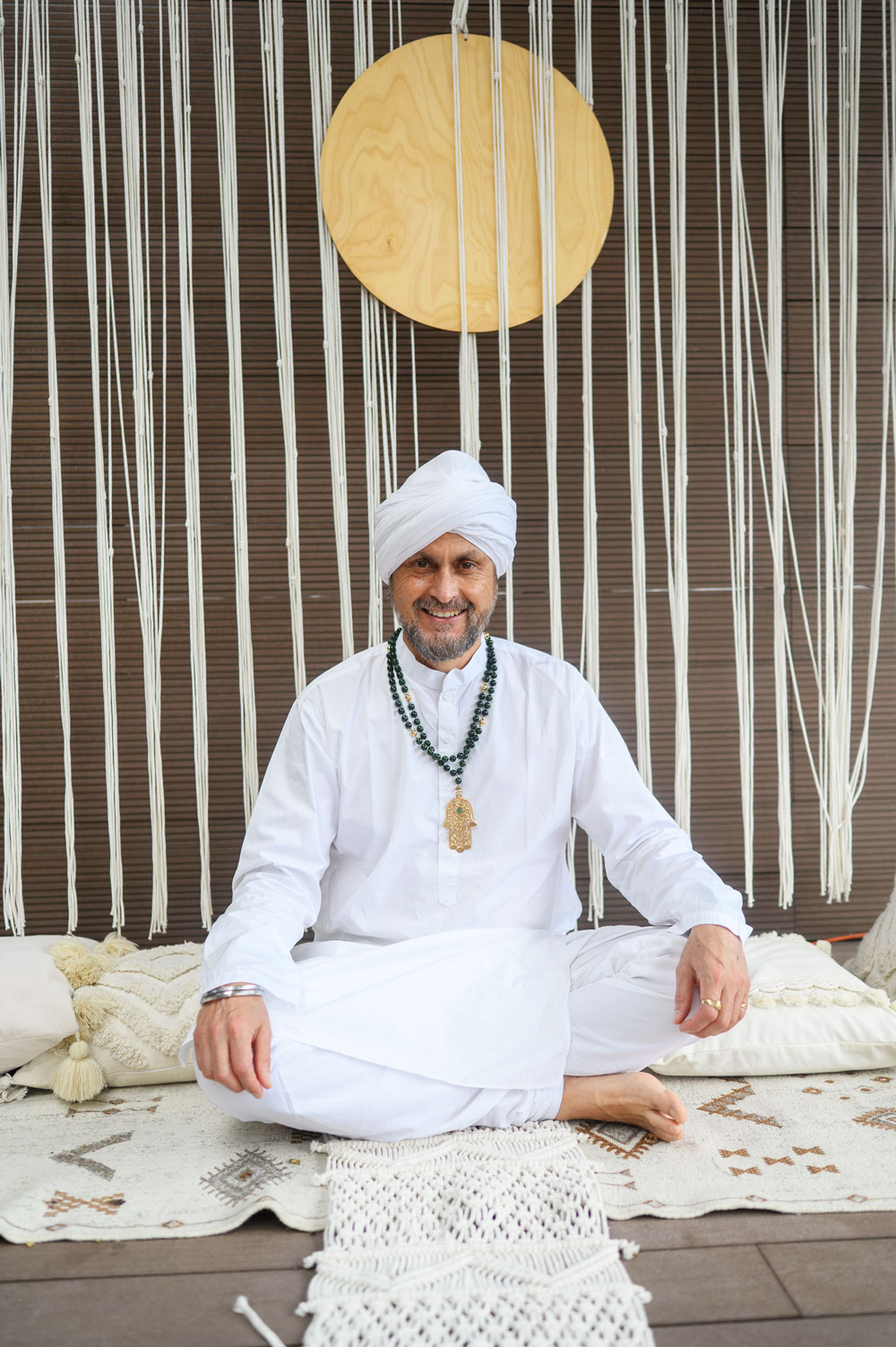 Фото ведущих курс