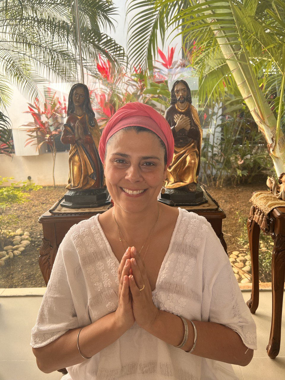 Фото ведущих курс